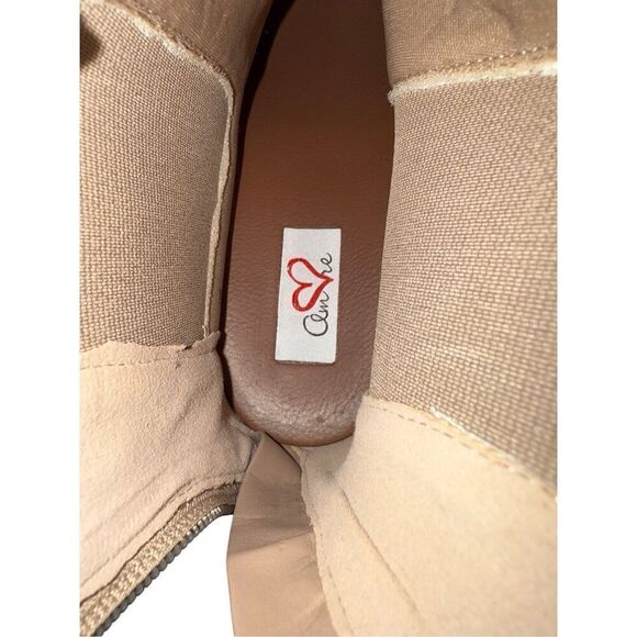 Brand New Mia Amore Letty Lug Sole Chelsea Chunky Ankle Boots in Stone Size 10 - Picture 12 of 13